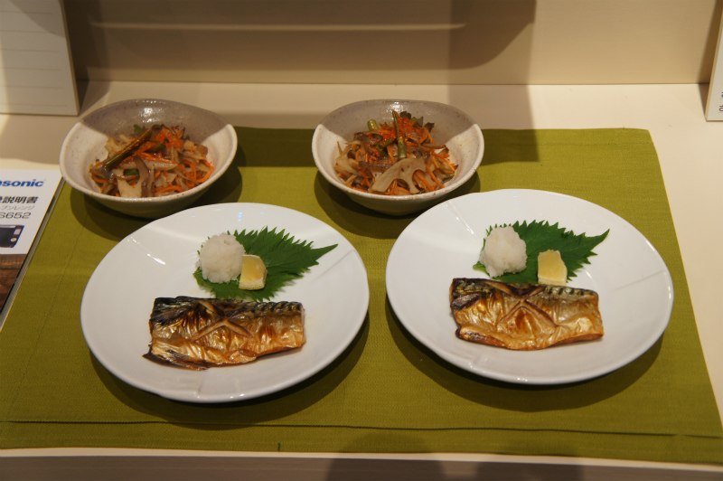 庫内容量26Lながら2段同時調理も可能なスチームオーブンレンジ「NE-JBS652」（7月1日発売予定、予想実勢価格8万5000円）