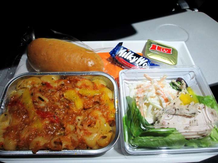 世界の機内食案内［7］ Aeroflot 東京〜モスクワ | GoodsPress Web