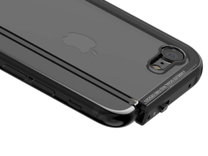 これで解決!?ジェットブラックを守りながら美しく魅せるiPhoneケース