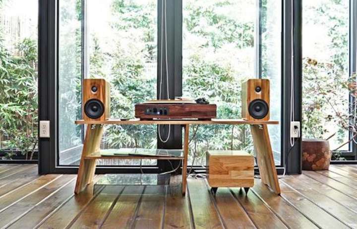 唯一無二の木製オーディオはまるでインテリア | GoodsPress Web