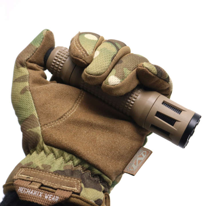 SUREFIRE - イーグルタック　チタンボディ　LED タクティカルライト SUREFIRE - イーグルタック チタンボディ LED タクティカル