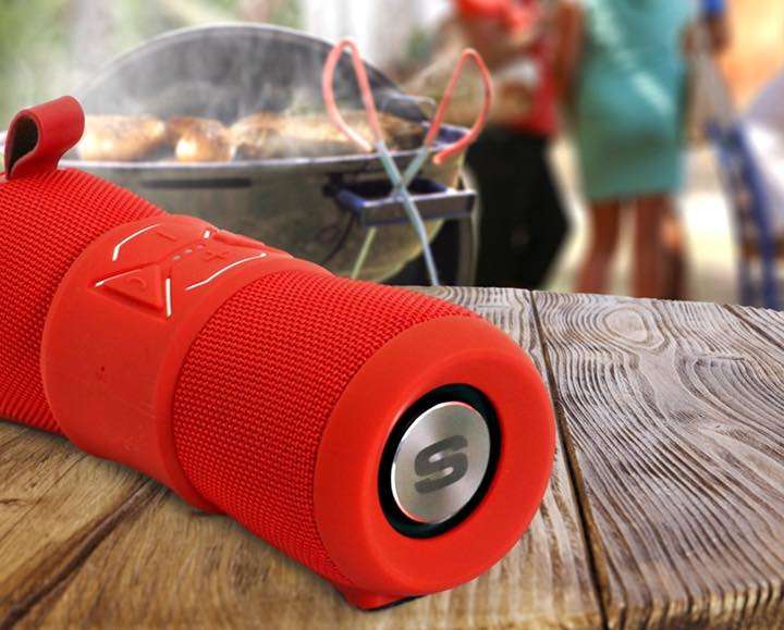 ミルスペックな耐衝撃性！水にも浮かぶワイヤレススピーカー