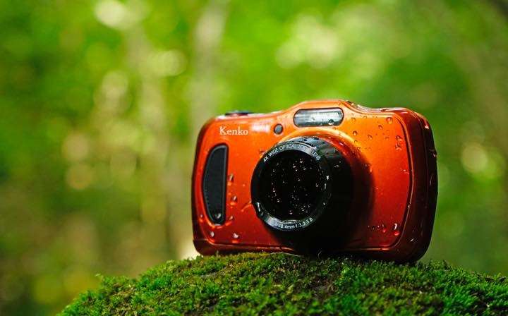 ケンコー 防水デジタルカメラ DSC200WP(1台) タフカメラが約1万5000円！こりゃ夏に活躍しそうだぞ | GoodsPress Web