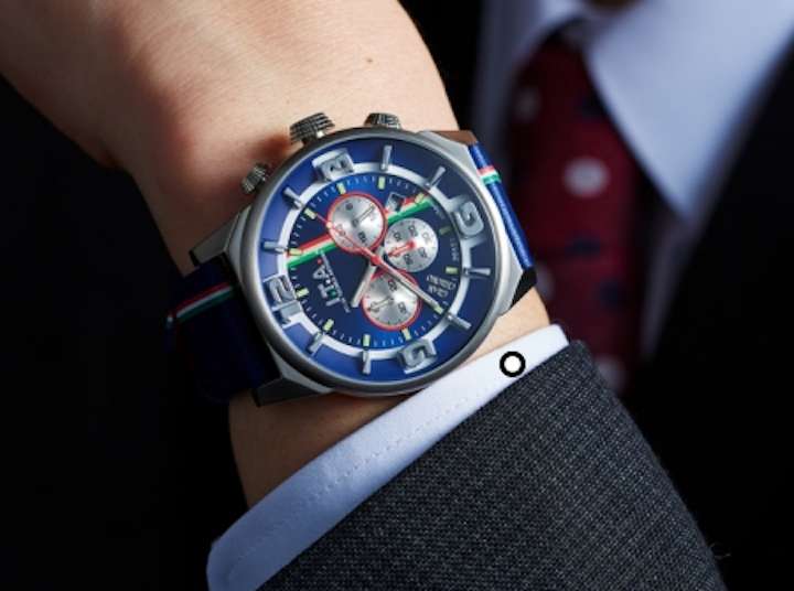 ITA レッド クロノグラフ 時計 Ref.Mod. 18.00.00 1126_GRAN_CHRONO_2-720x536.jpg