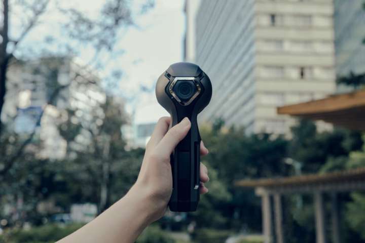 4K以上の画質で撮れる驚異のスペックの6眼全天球カメラ | GoodsPress