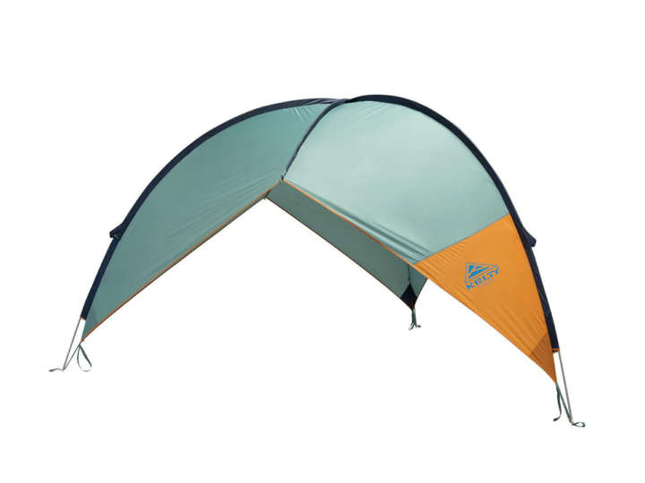 海で山で公園で！KELTYの自立型サンシェードでおっきな日陰を作ろう