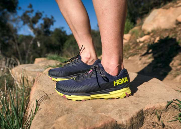 ホカ　オネオネ　トレイルランニングシューズ hokaone-2-720x515.jpg