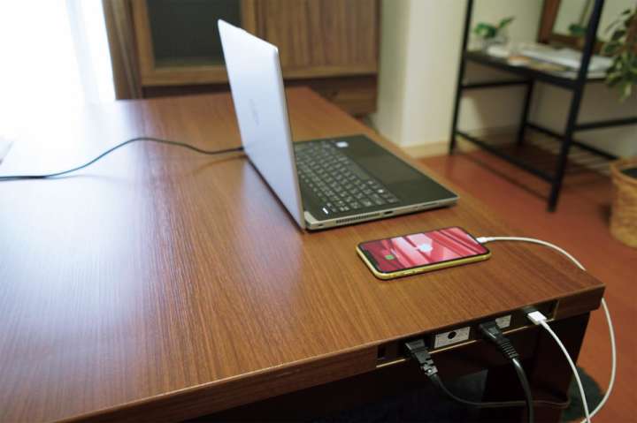 こたつで仕事したい！をUSB＆コンセントつきで叶えます | GoodsPress Web