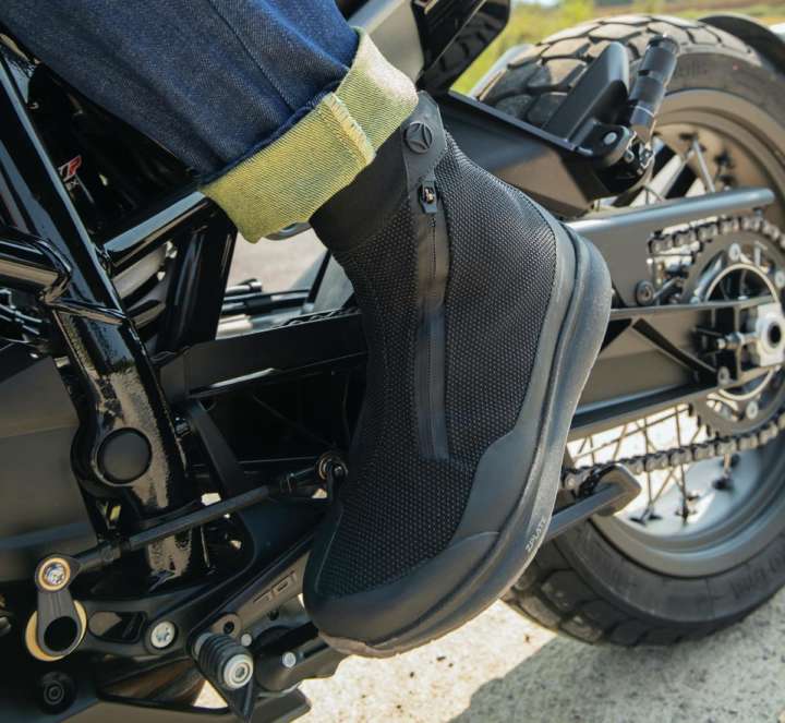 バイク乗り注目のイタリアンデザインなアーバンスニーカー | ＆GP