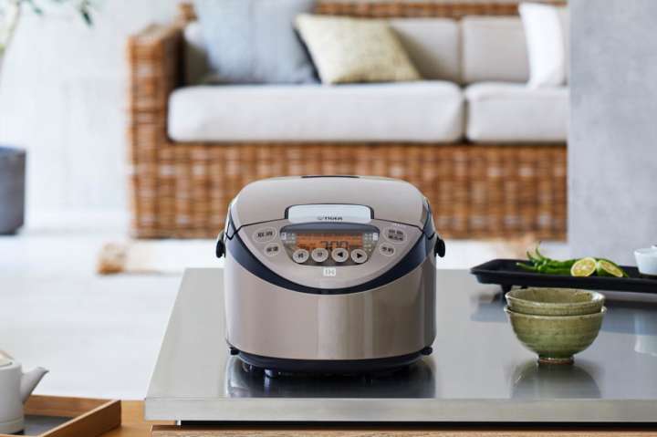 マーリン樣専用 未使用 タイガー炊飯器JPLS100KT内釜です