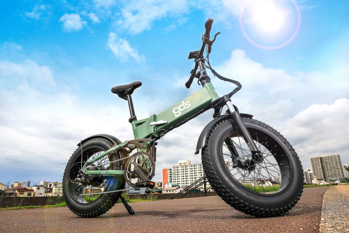 電動アシスト自転車 ブラック 太タイヤ 楽天市場】自転車 タイヤ 極太（電動アシスト自転車｜自転車