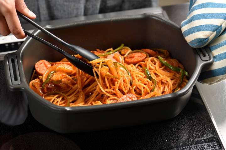 寸胴2、片手鍋4、麺切り2、厨房、纏めて8点