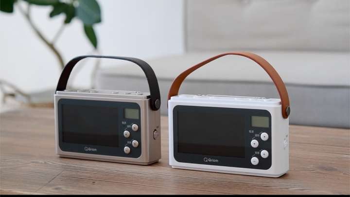 手回し充電でラジオだけじゃなくテレビも観られる！一家に1台置いて
