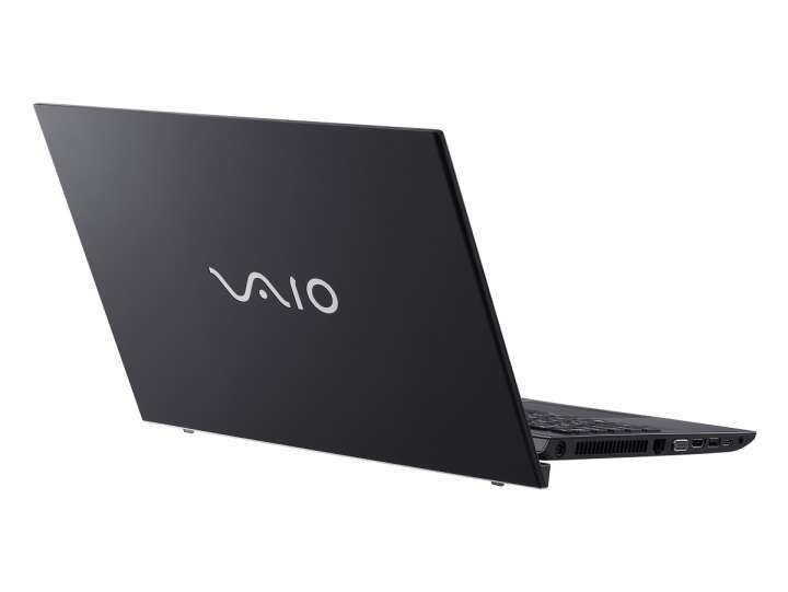 15.6型の大画面に最新CPU搭載の「VAIO S15」はBDドライブ付きも選べる
