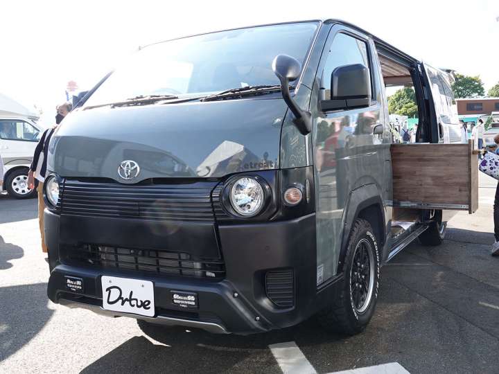 HKハイエース　標準ボディ　ナロー　HELIOS Amazon.co.jp: HELIOS 200系 ハイエース 標準 リクライニング 黒