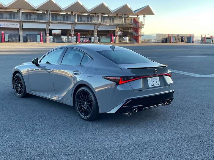 レクサスIS500 FSPORT Performance純正リヤホイール