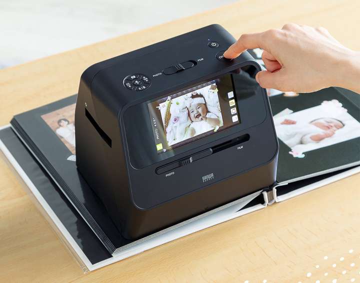 実家の写真整理に便利♪ フォトスキャナー本体 実家の写真整理に便利♪ フォトスキャナー本体 実家の写真整理に便利