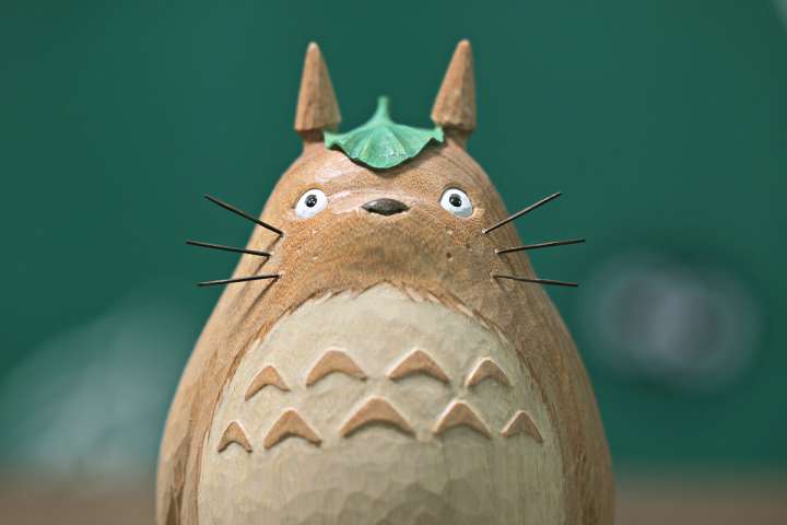 LOEWE ロエベ となりのトトロ リーフチャーム スタジオジブリコラボ