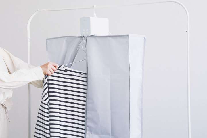 折りたたみ式の衣類乾燥機で「昨日の洗濯物がまだ乾いてなくて着れない