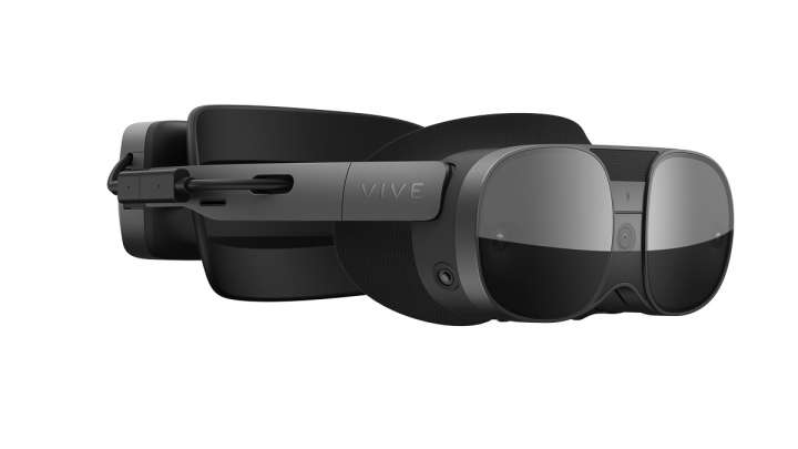オールインワンXRヘッドセット「VIVE XR Elite」は折りたたみ型になっ