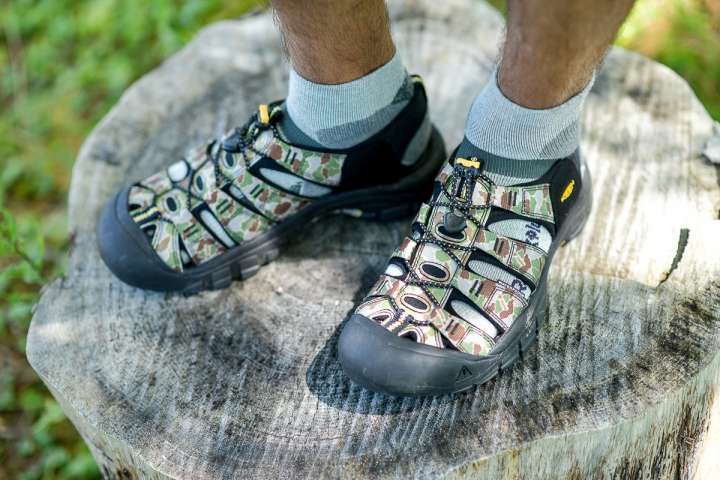 Foxfire フォックスファイヤー／KEEN キーン／ニューポートレトロ Foxfireの新作サンダルはキーンの定番「ニューポート」の水陸両用