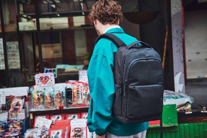 【美品】Incase Facet 20L リュック PC収納 incase（インケース） (正規販売店) リュック Incase Facet 20L