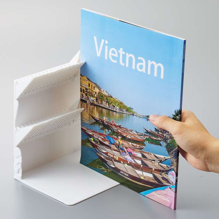 1冊だけ収納しても倒れないブックスタンドに雑誌やA4ファイルを収納