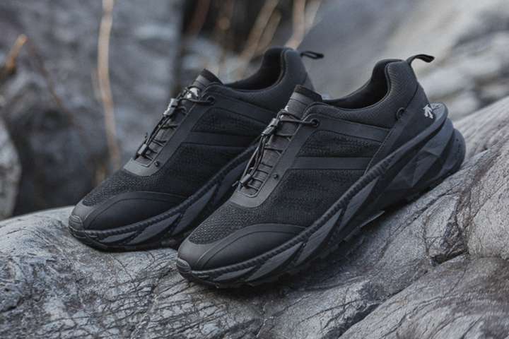 極厚ソール&ビブラムソール搭載。デサント初のアウトドアシューズは