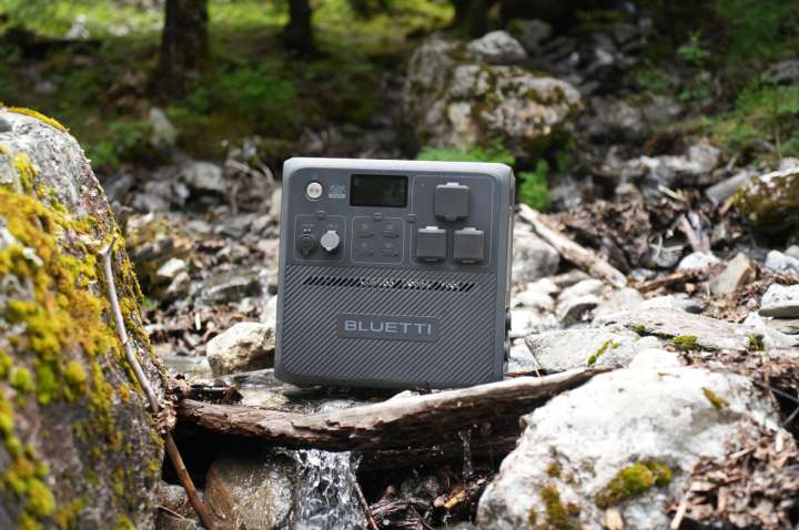 BLUETTI ポータブル電源 タフで強力なポータブル電源をお望みならIP65防塵防水のBLUETTI「AC240