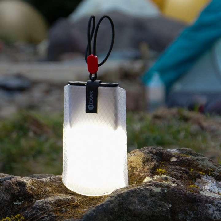 たったの45g！小さくたためるLEDランタン「HEXAR UL1.5」は広く
