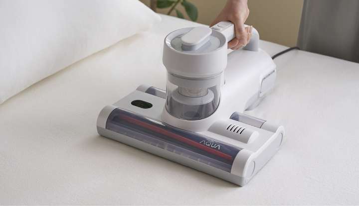 ダニを徹底的に除去する8000回/分布団クリーナー