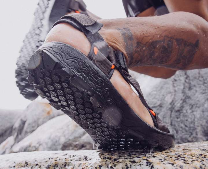 240806_sandals_goods_11-