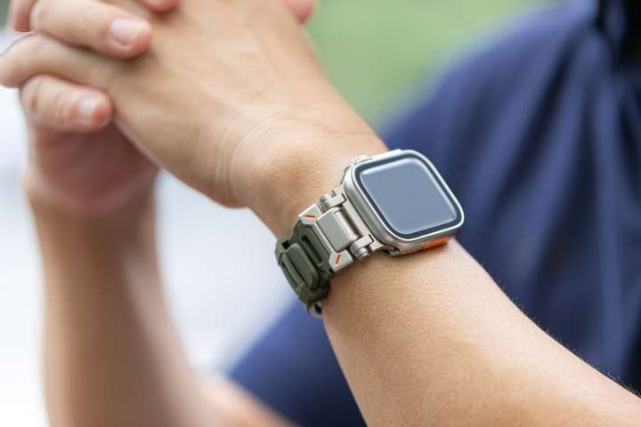 装着感もアップ！ Apple Watchをよりおしゃれに見せるケース一体型