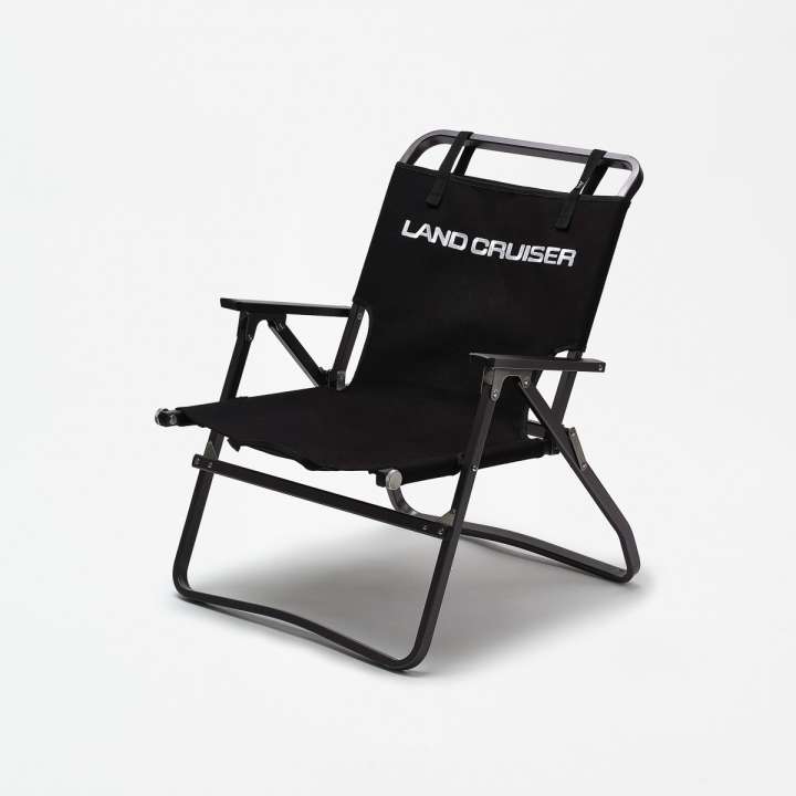 車好き集合！ランドクルーザー×ゼインアーツコラボのチェアって相性良