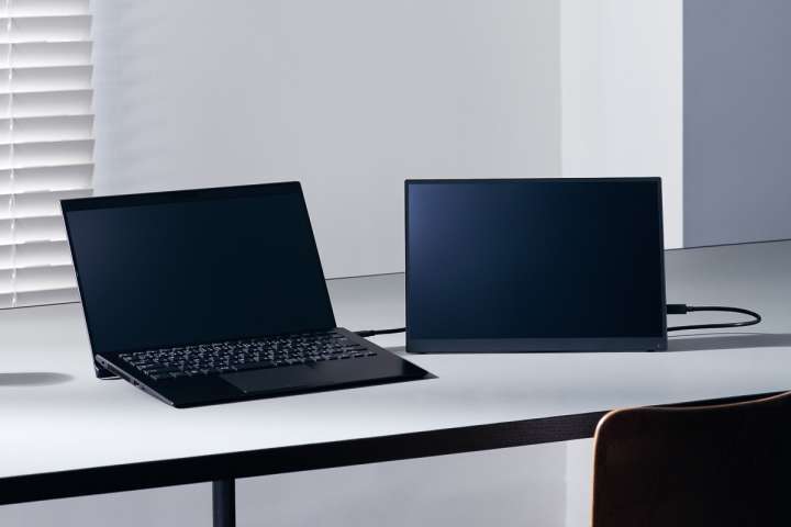 ノートPCと一緒に持ち歩きたい！広くて軽い最新モバイルディスプレイ5