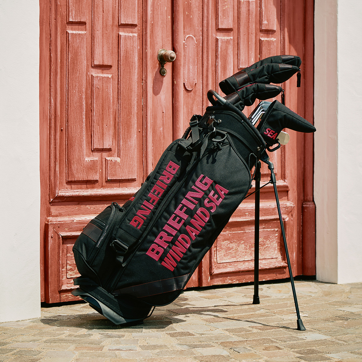 MAX80%OFF／セール開催中 サックスとピンク、どっちがいい？ BRIEFING GOLF×WIND AND SEA ゴルフバッグ・キャディバッグ