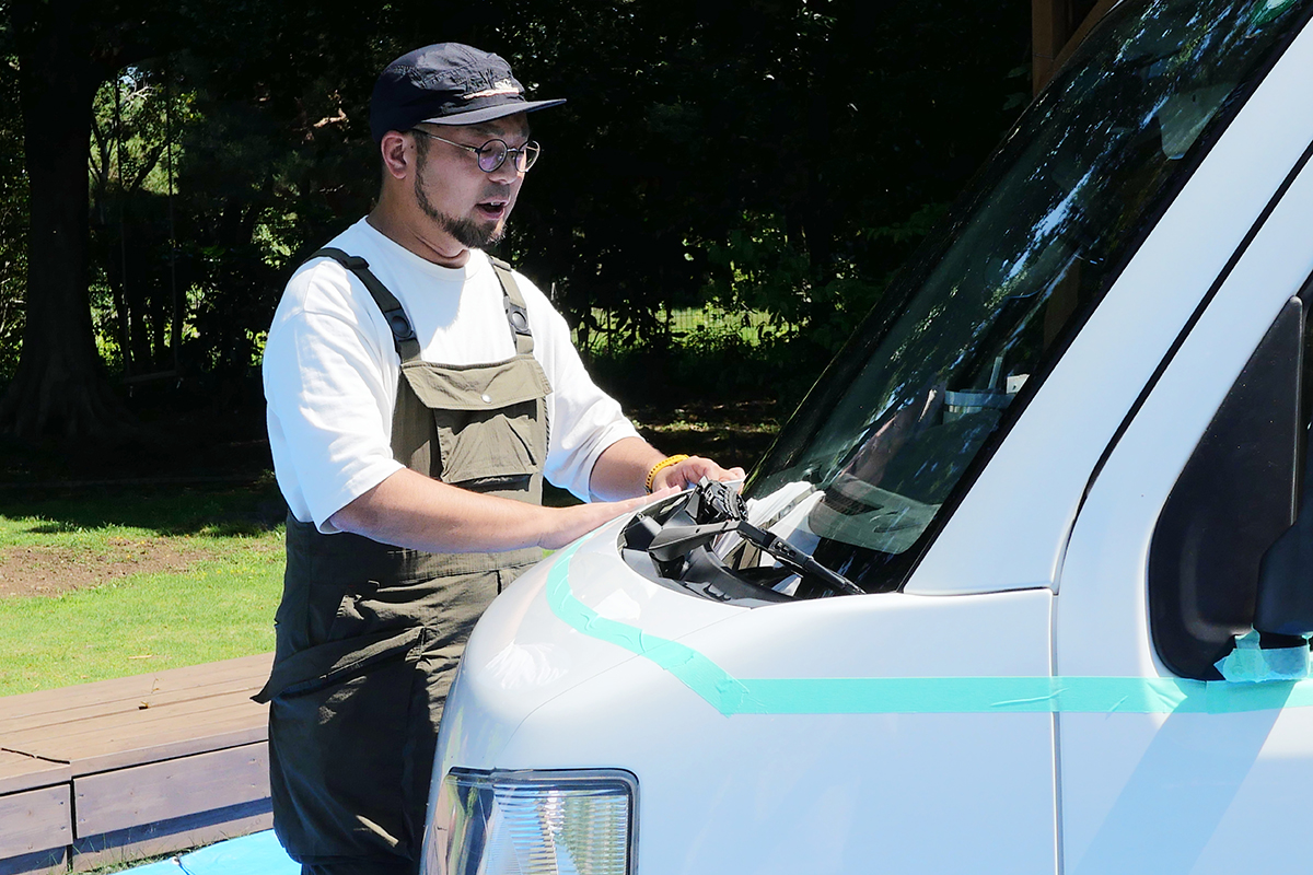 編集部総出でよいしょ！「タカラ塗料」でマイカーをDIYペイントしてみた！