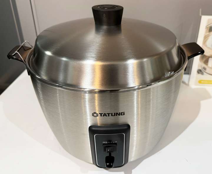 大同電鍋50周年紀念水晶電鍋紙鎮（ペーパーウェイト） 大同電鍋50周年