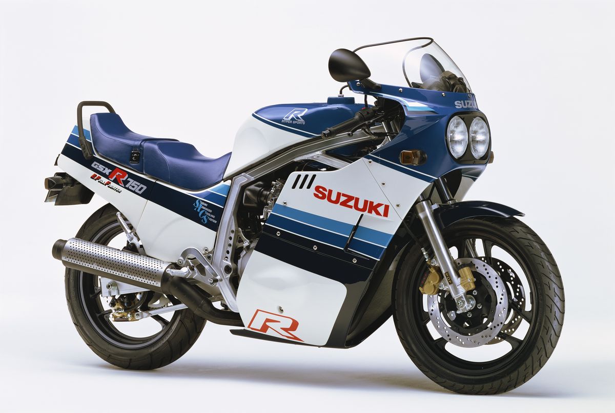 レーサーレプリカ世代垂涎の新型登場！ スズキ「GSX-R1000」が注目される理由とは