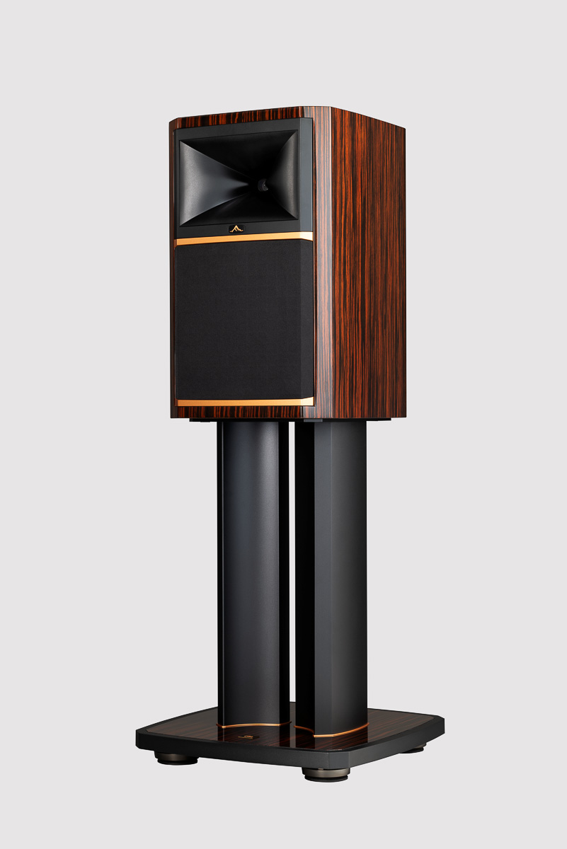 清水買いしたくなるクオリティ。JBLの最上位スピーカー「JBL Summit Ama」で自宅が極上の音響空間に！