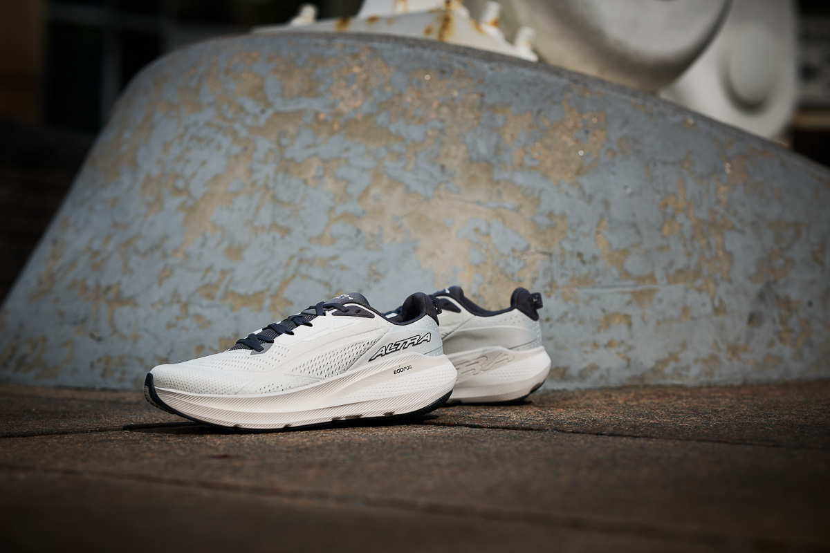 自然な走りを支える厚底。アルトラが示す新しい4mmドロップシューズ