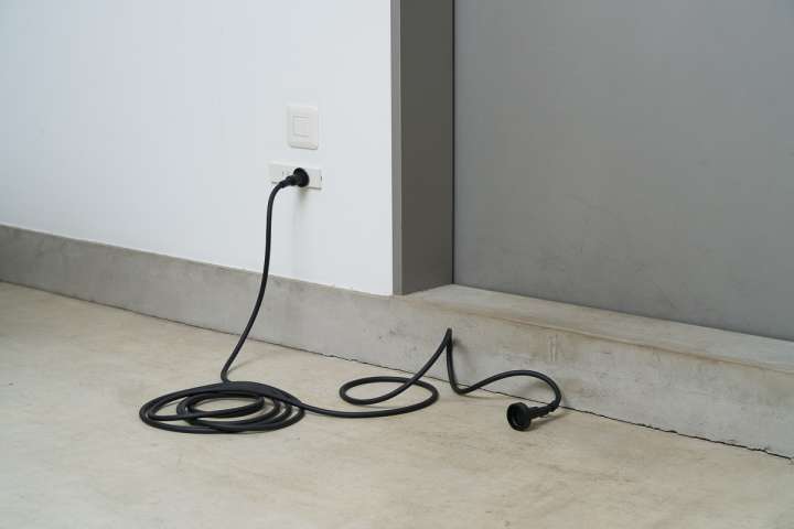 老舗町工場が手掛ける「延長コード」。実用品の新たな可能性が詰まって