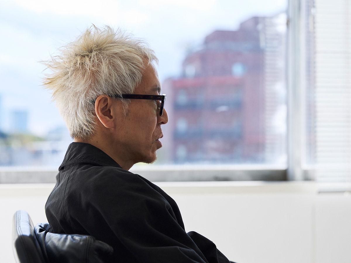 プロが選んだ愛用イヤホン＆ヘッドホンは何だろう？ キーボーディスト・猪野秀史の相棒とは