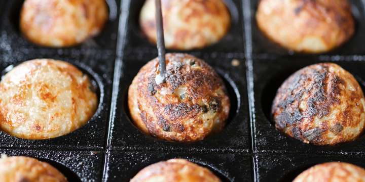 南部鉄器で味わうたこ焼き。老舗鉄器ブランド・OIGEN、本気のたこ焼き