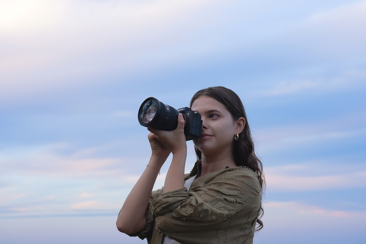 高画素×高速AF×4K60p、ソニー「α7 V」はまさに“万能カメラ”の完成形だ