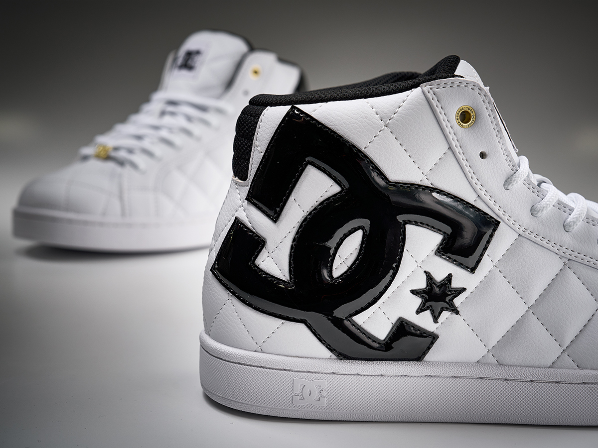 大人にとっては懐かしく、若い世代には新鮮。90年代に夢中になったスケートカルチャーの牽引ブランドから新たな1足が登場