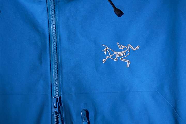 ARC’TERYX BETA SV アークテリクス ベータSV 軽快さそのまま、タフに進化。アークテリクスの新生「ベータ SV