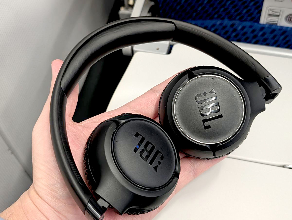 軽量＋ノイキャン＋1万円台でヘッドホンを探したら「JBL Tune 680NC」に行き着いた話。これ掘り出し物かも