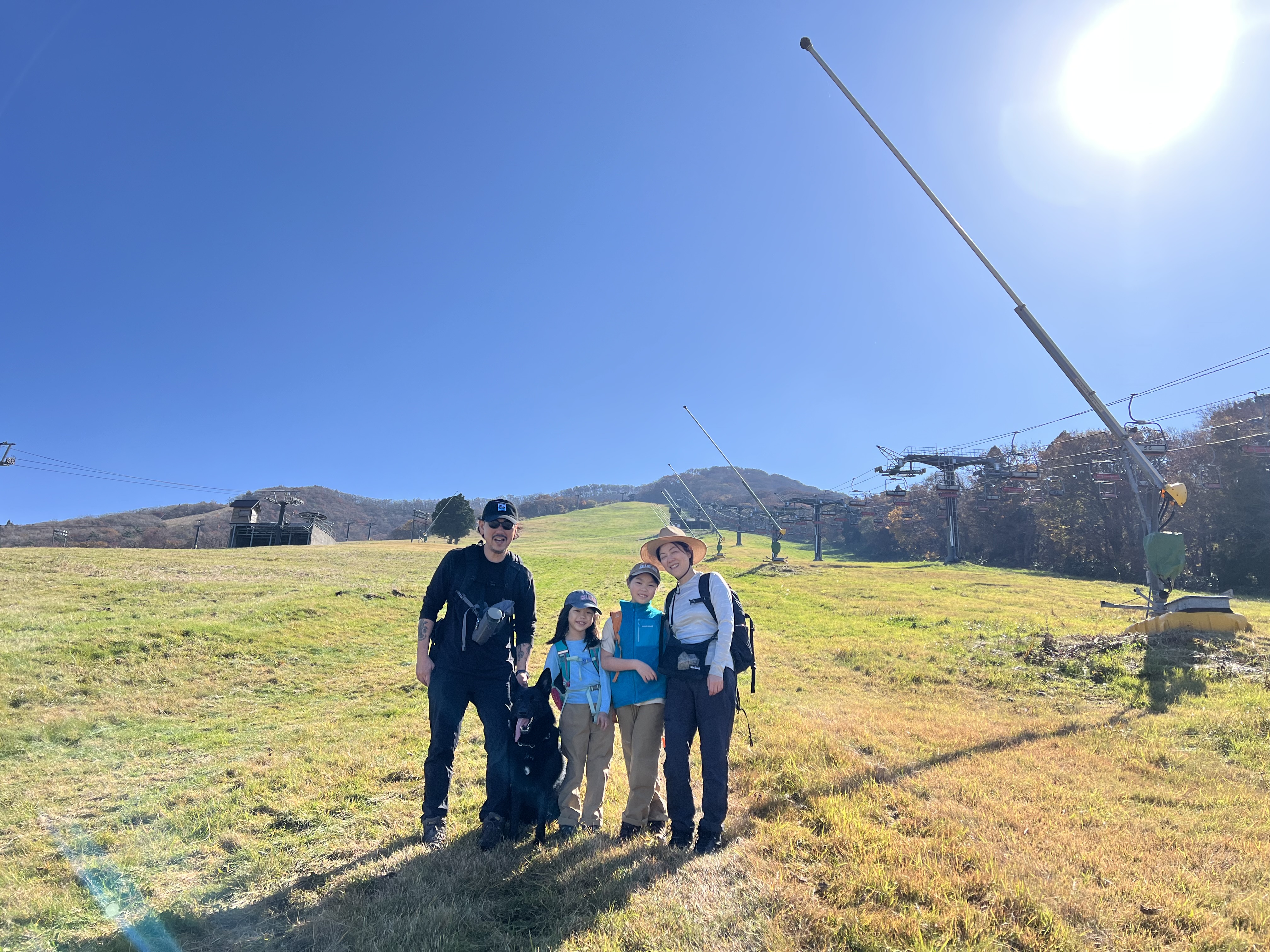 わからないからこそ、わかりたいと思う。愛犬家とは、犬のことを考え続ける人　【with DOGS】【DOG LOVERS PRESS】