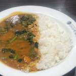 ▲「ほうれん草カレー」。カレーの脂質でほうれん草の性能もアップ
